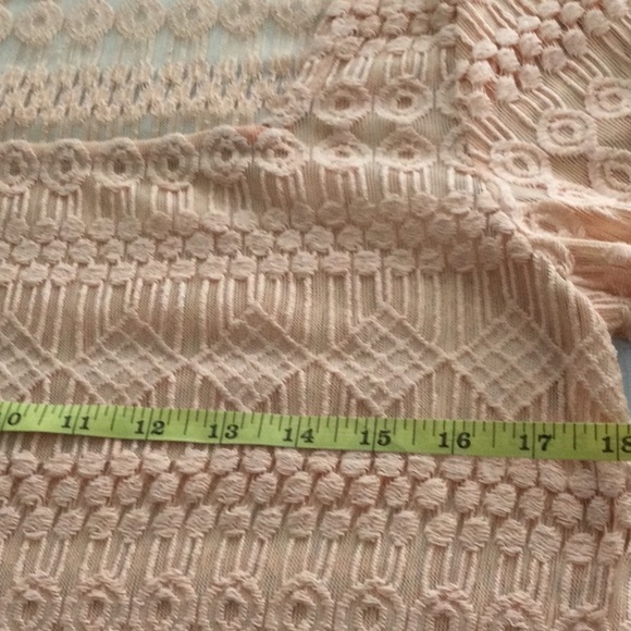 Lucky Brand Top with sleeves lightweight color peach size S see through. #83 - Picture 4 of 6